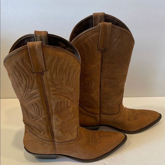 Giani Brown leather Heeled Boots with Western Charm - Picture 4 of 11